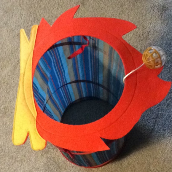 FINAL SALE PRICE Cat or Small Dog Play Tunnel with Attached Ball - Picture 5 of 6